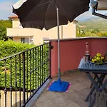 Lovely In Apartament *