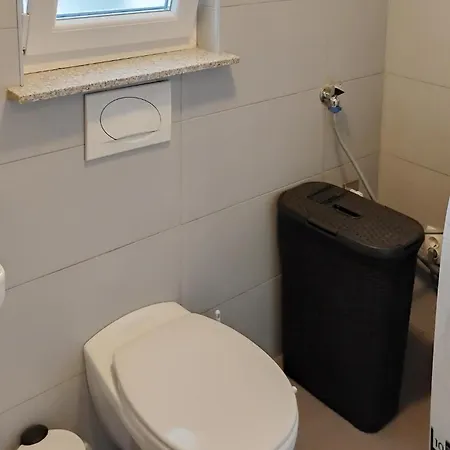 Apartament In With Wifi